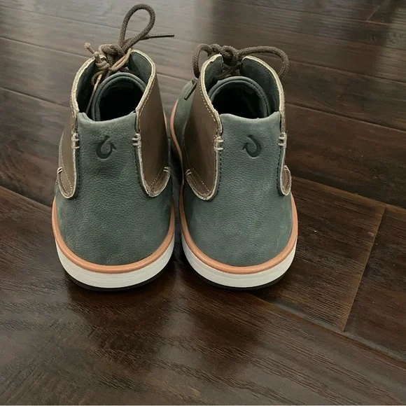 New without box Olukai mens unique color combination leather boots size 10.5